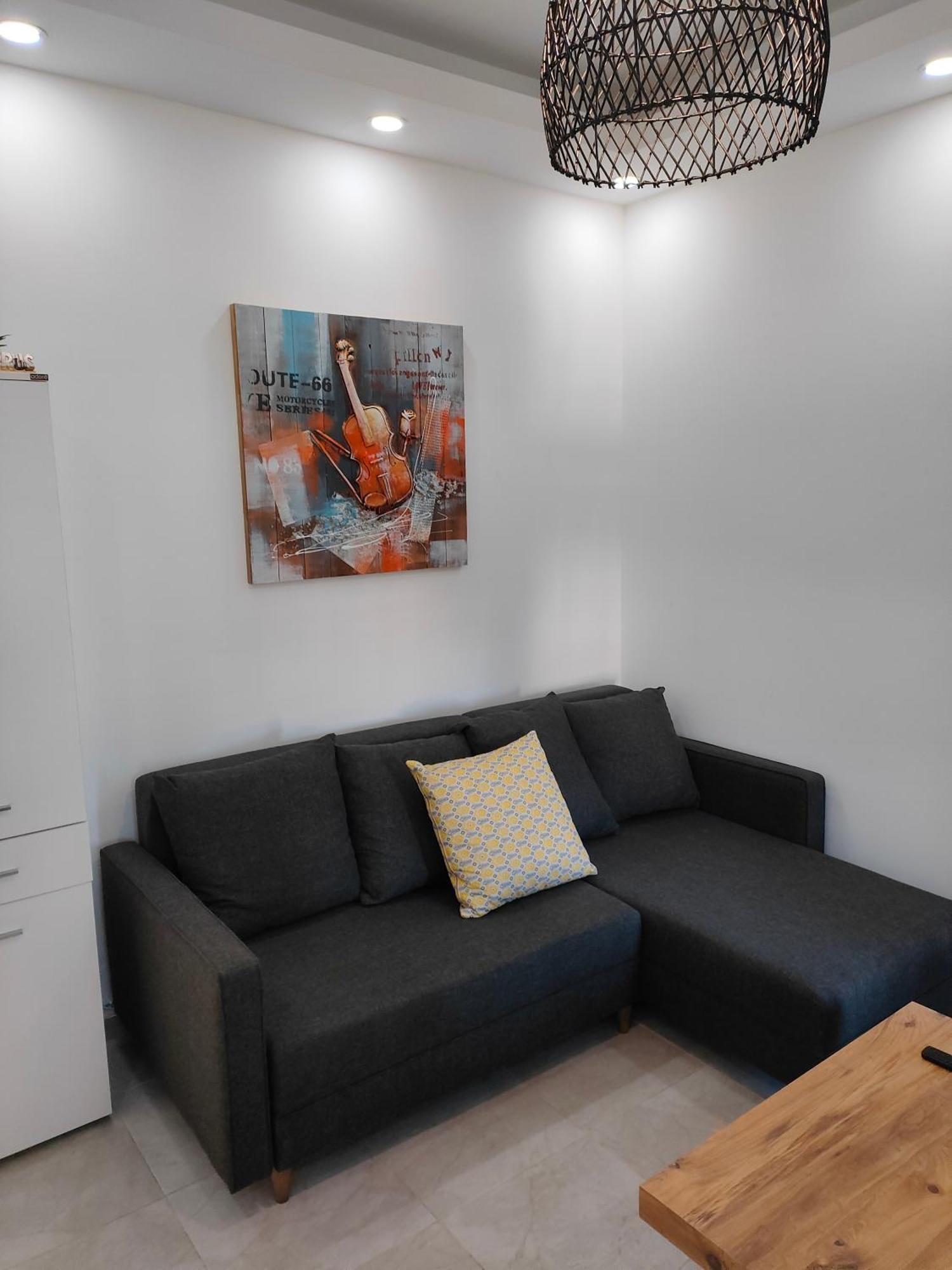 Esta Palm Living And Bedroom, 250 M From * Κερύνεια